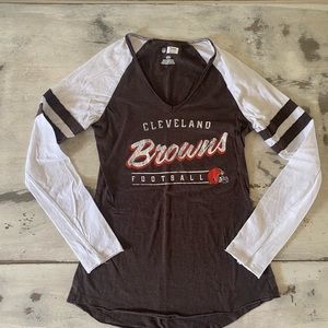 Cleveland Browns women’s long sleeve tee